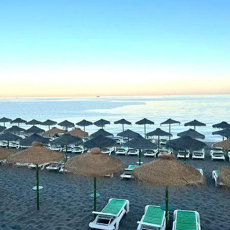 Lejlighed Cozy With Sea View & Pool