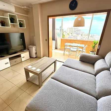 Cozy With Sea View & Pool Fuengirola