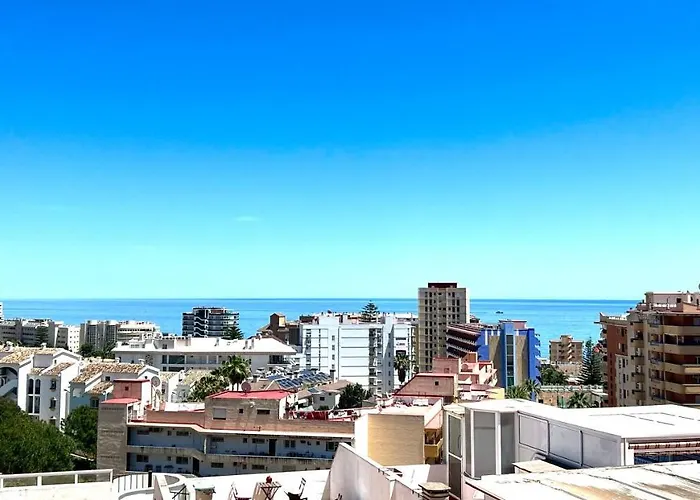 דירה Cozy With Sea View & Pool פואנגירולה