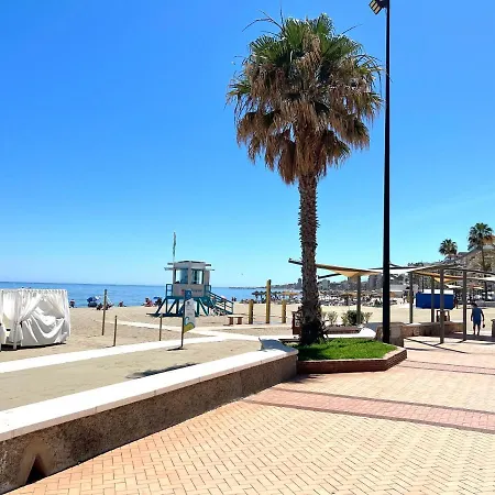 Cozy With Sea View & Pool Appartement